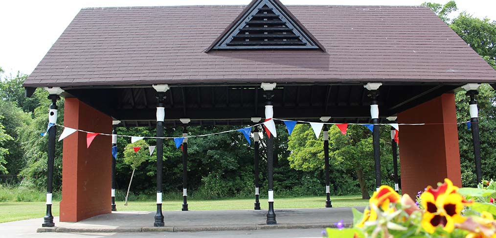 Cale Green Park Top Park for Families in Greater Manchester